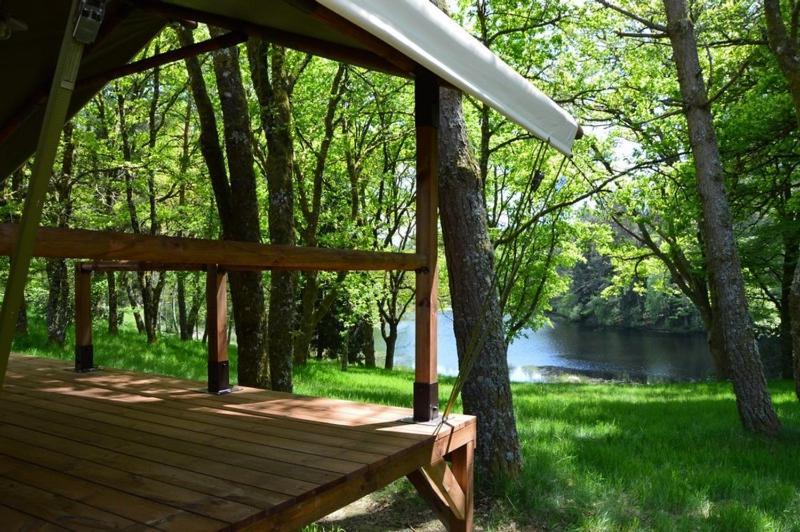 Domaine Des Etangs De Taysse Hotell Espagnac Exteriör bild