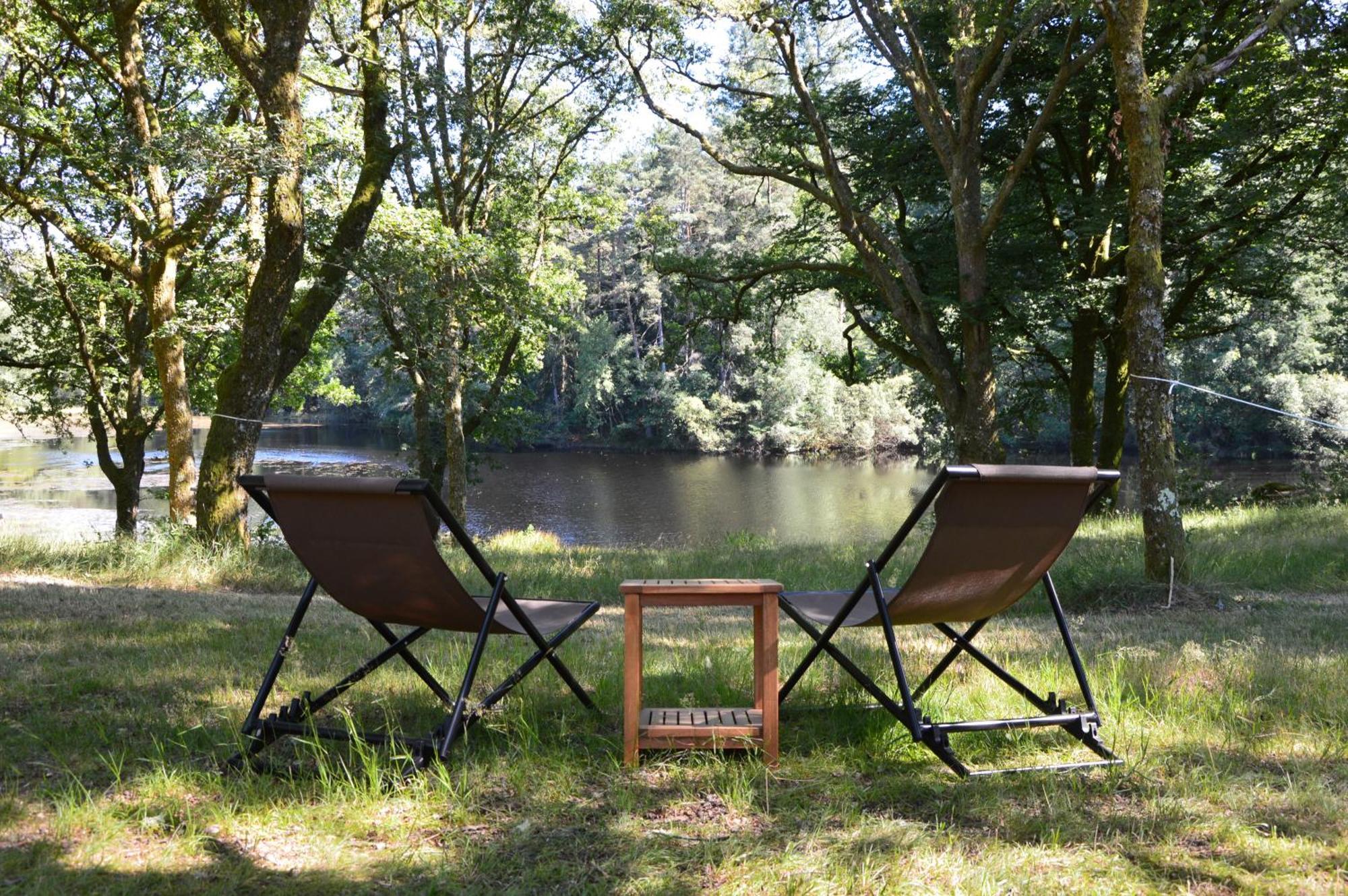 Domaine Des Etangs De Taysse Hotell Espagnac Exteriör bild
