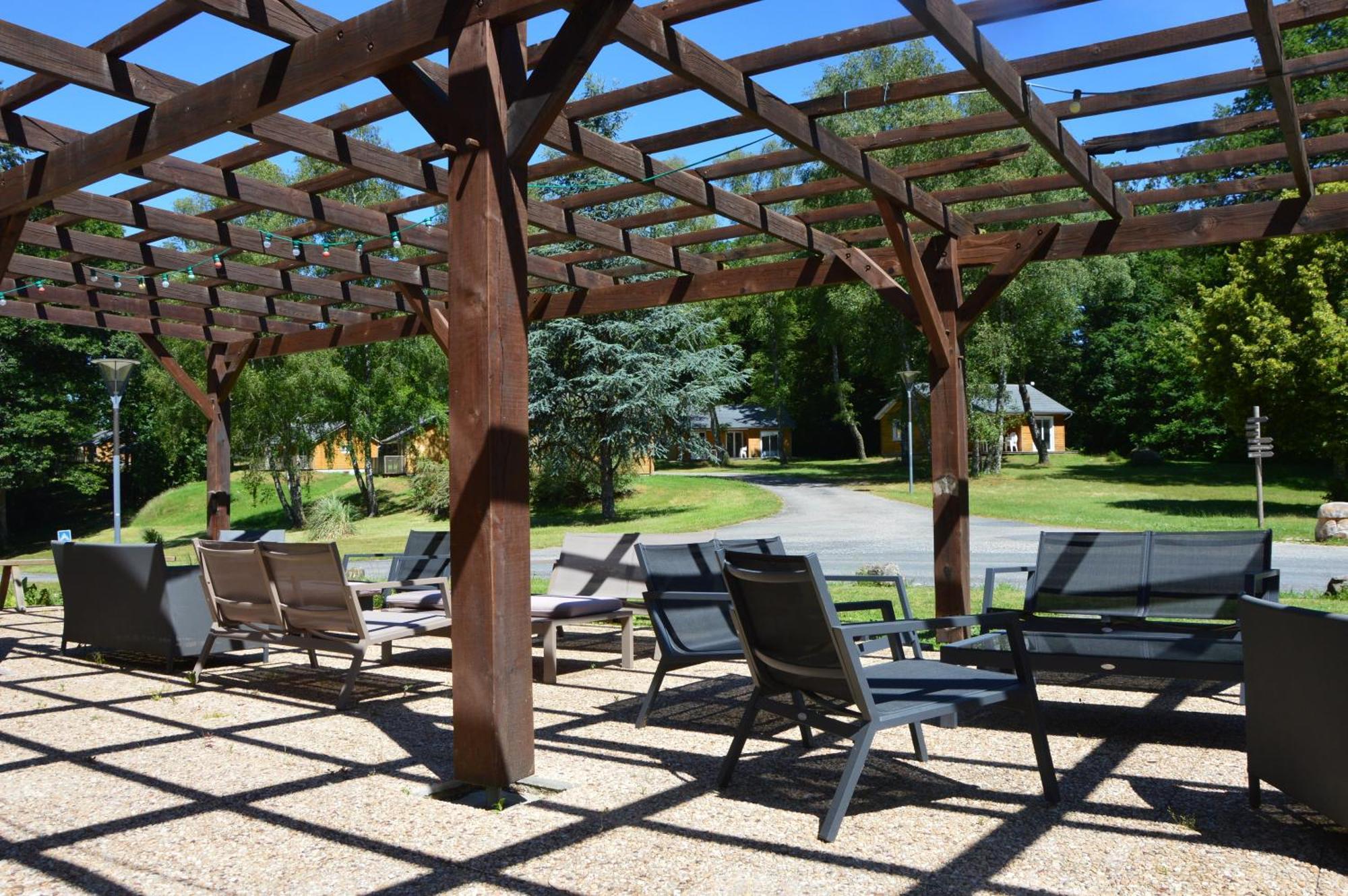 Domaine Des Etangs De Taysse Hotell Espagnac Exteriör bild